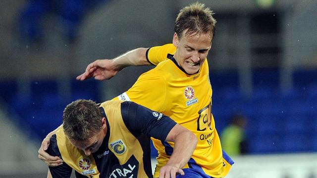 Perth Glory sign Thwaite - Football - A-League