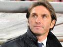 Stuttgart extend deal with coach Labbadia