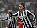Aquilani gives Juve win