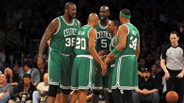 Celtics crush Lakers