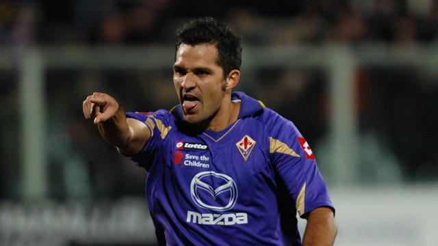 Torino swoop for Santana