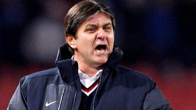 Lacatus quits as Steaua coach