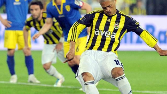 Penaltı kralı Fener