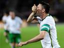Keane gets visa