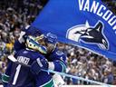 Slew of late deals brings wild finish to trade deadline 