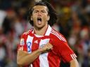 Paraguay striker Valdez to stay at Valencia until 2015