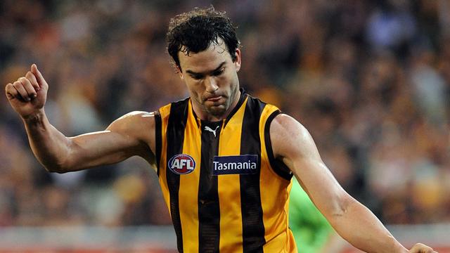 Hawks hammer dismal Bulldogs