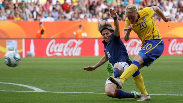Sweden edge out France