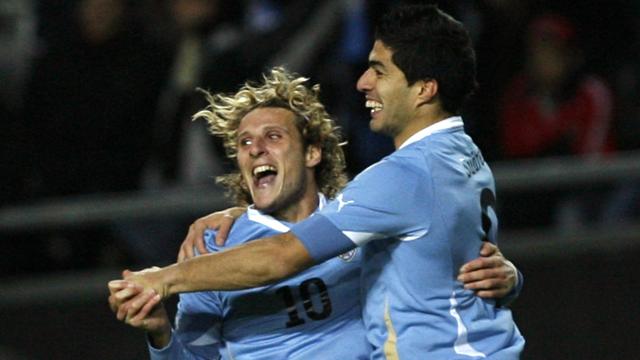 Suarez hails squad unity