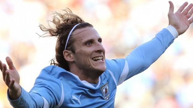 Forlan brace as Uruguay win Copa