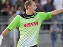 Leverkusen tracking Leno