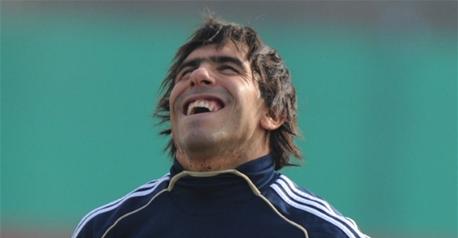 
				Inter chase Tevez