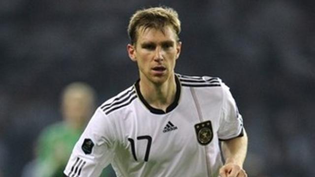 Mertesacker named in Germany squad