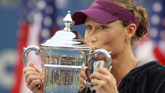 Stosur seule au monde