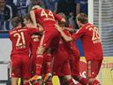 Bayern win eight straight