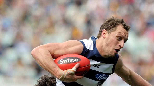 Geelong smash Essendon