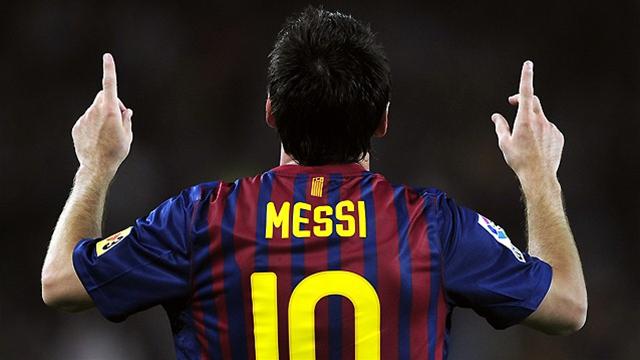 Al Sadd 'need 16 players to stop Barca'