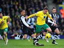 Holt double sees off Toon