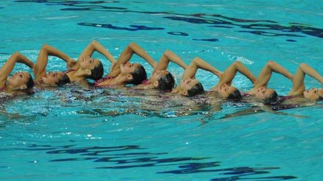 British swimmers bring glamour to Games