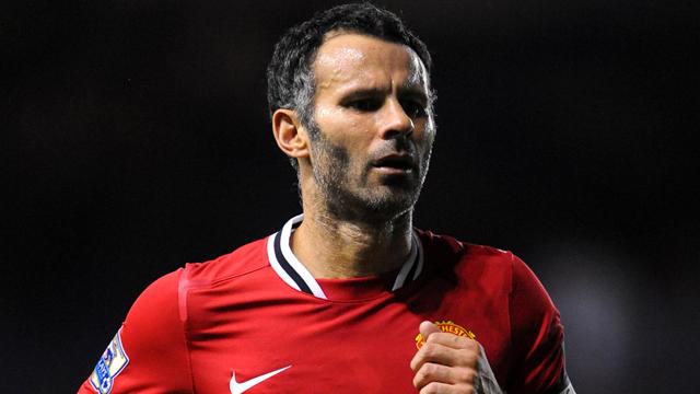 Giggs prepares for coaching career