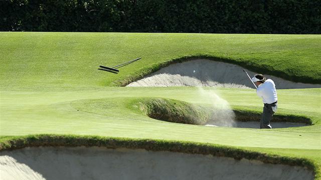 Mickelson maintains lead in California