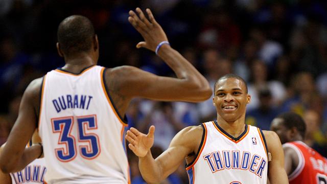 Thunder blow away Bucks to stay top