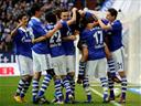 Schalke win to stay in it