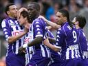 Lyon lose, Marseille held