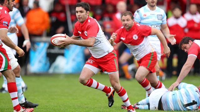 Biarritz se rapproche du maintien en dominant le Racing