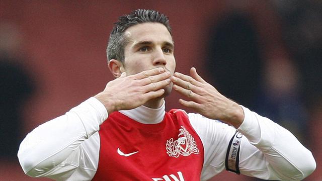 Van Persie wins fans' vote