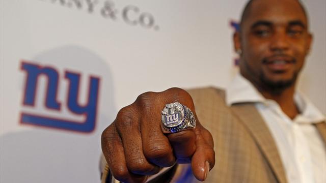 Giants get 'Big Blue' rings