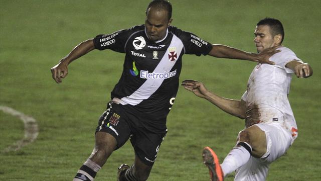 Vasco, Corinthians serve up ugly goalless draw