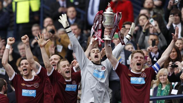 Hearts hammer Hibs in Cup final