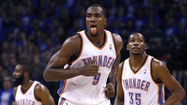 Thunder rolls over Spurs in Game Three