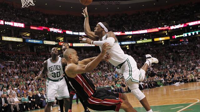 Celtics level series - Basketball - NBA