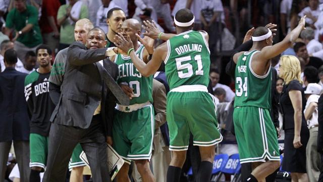 Celtics stun Heat in Miami - Basketball - NBA