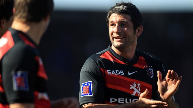 Bouilhou quitte Toulouse et retourne à Pau