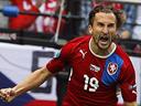 Czechs bounce back
