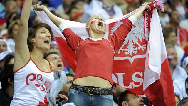 Poland hold Russia - Football - Euro 2012