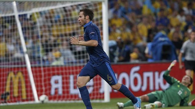France overcome Ukraine - Football - Euro 2012