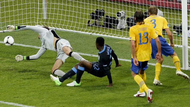 England sink Sweden - Football - Euro 2012