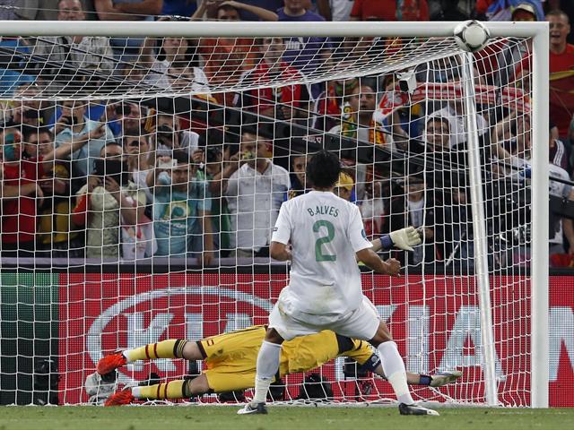 Spain reach final - Football - Euro 2012
