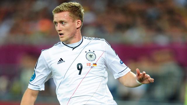Schurrle admits interest in Chelsea move
