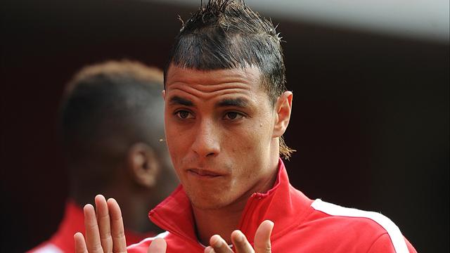 Fiorentina deny Chamakh bid