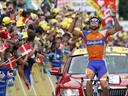 Sanchez wins stage 14