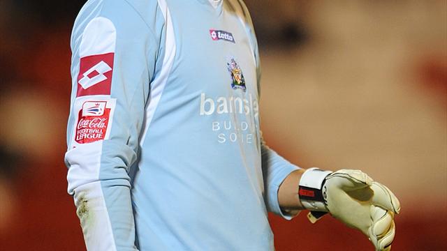 Trialists join Pompey - Football