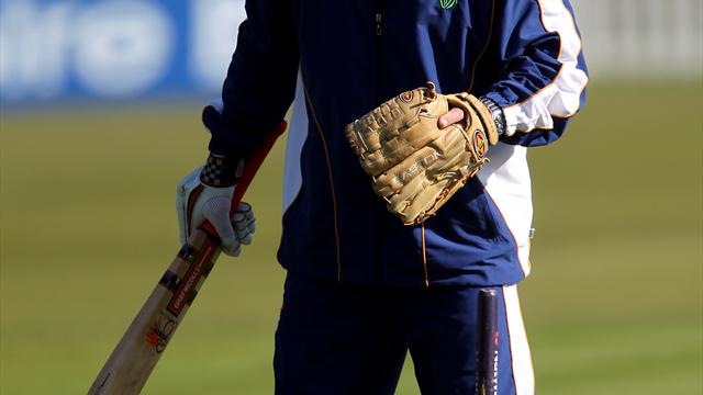 Mott to stay with Glamorgan
