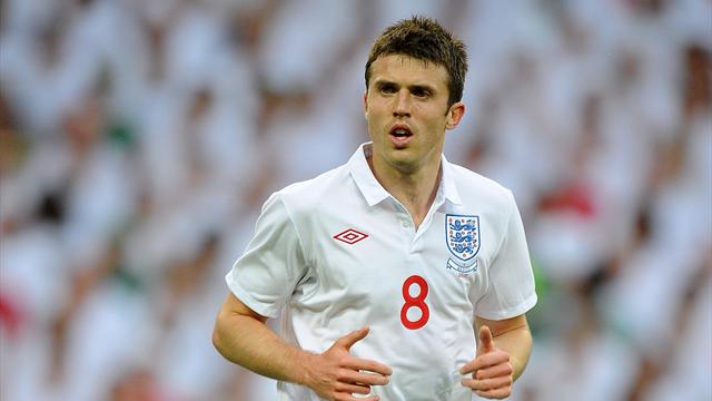 Carrick ponders England return