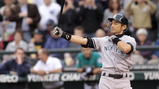 Yankees get Ichiro Suzuki from Mariners