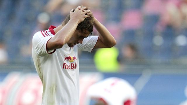 Salzburg suffer early exit from qualifying